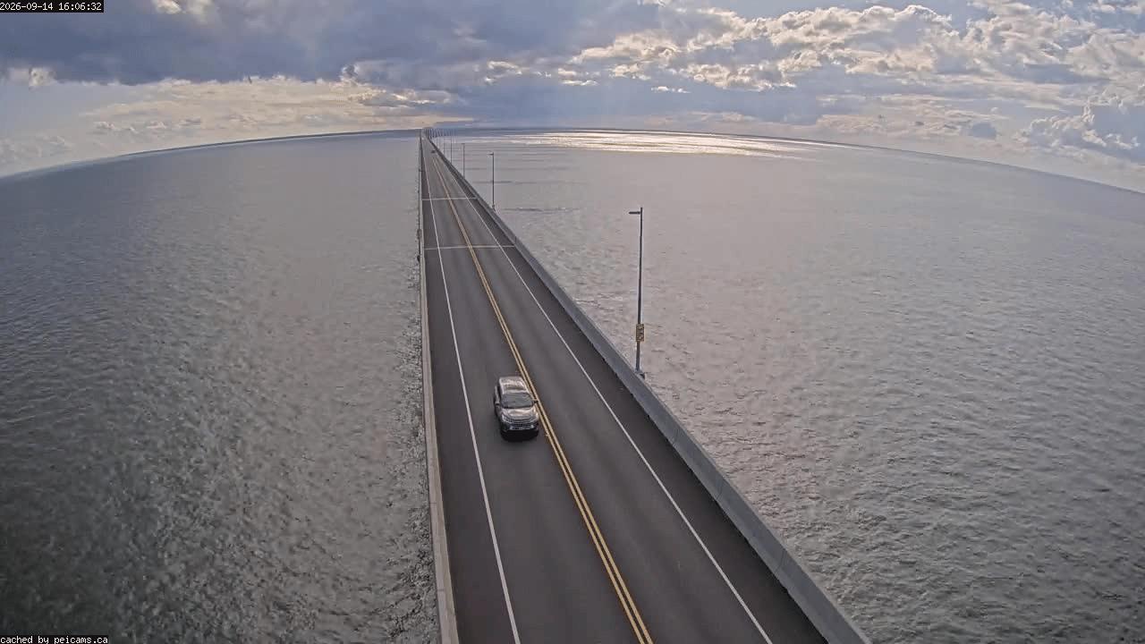 Web Cam image of Confederation Bridge