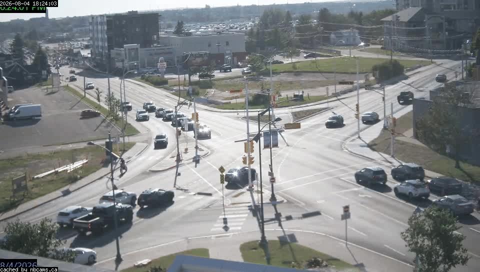 Web Cam image of Dieppe (Champlain St / Acadie Ave)