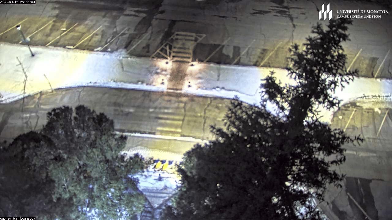 Web Cam image of Edmundston (UMCE)