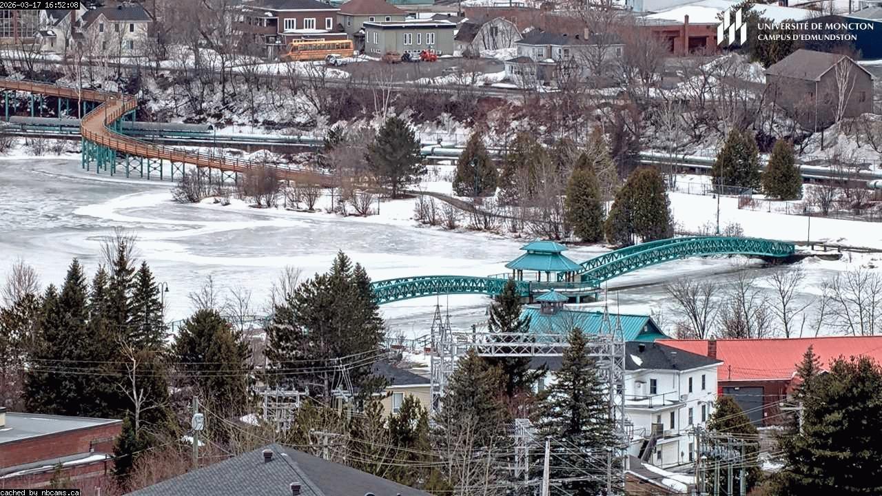 Web Cam image of Edmundston (UMCE)