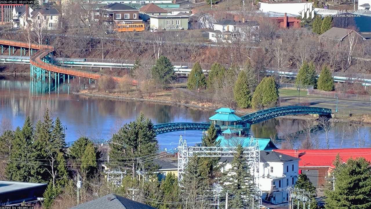 Web Cam image of Edmundston (UMCE)
