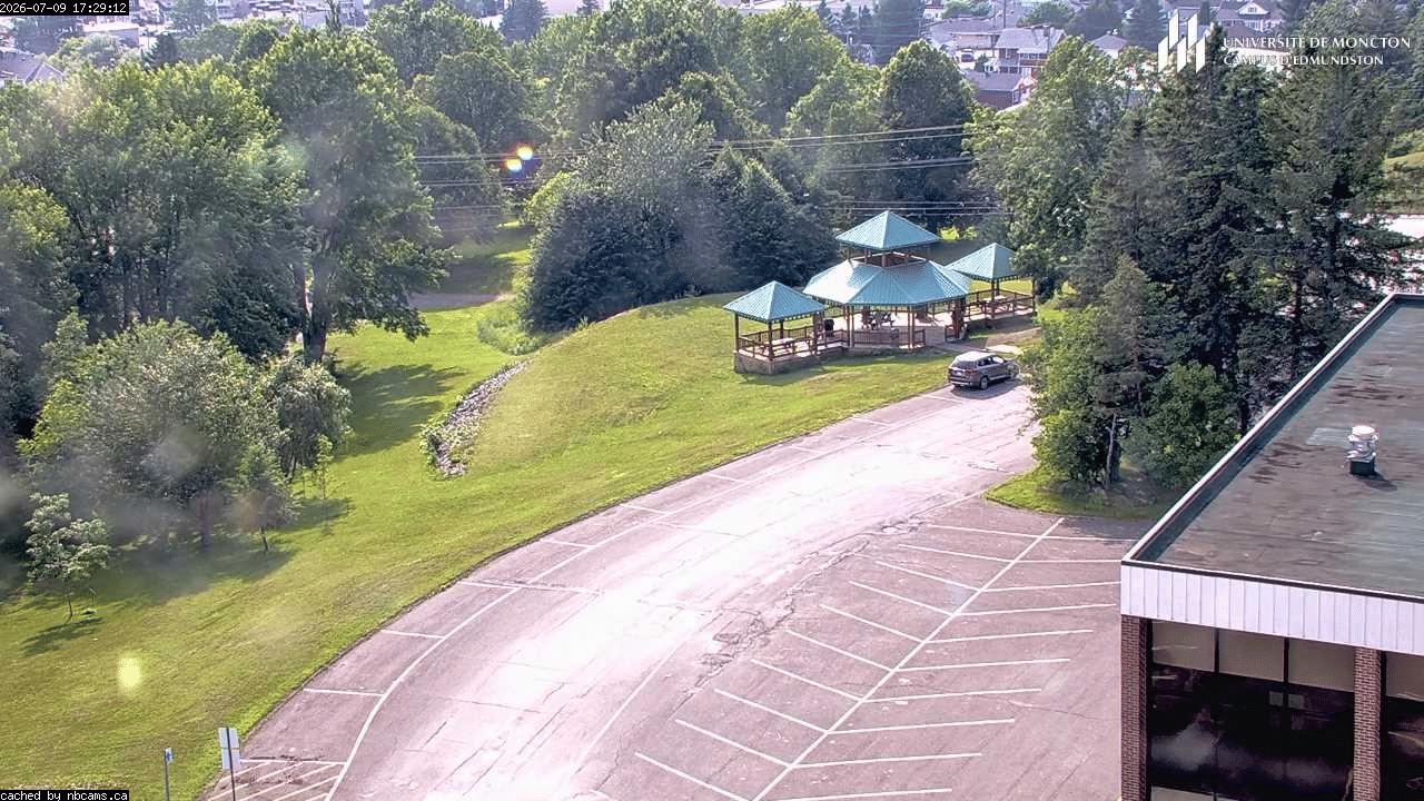 Web Cam image of Edmundston (UMCE)
