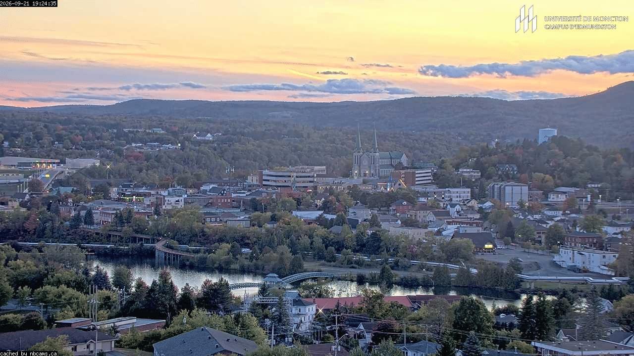 Web Cam image of Edmundston (UMCE)