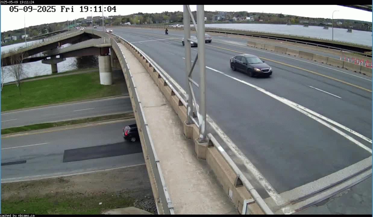 Web Cam image of Fredericton (Westmorland Street - South Side)
