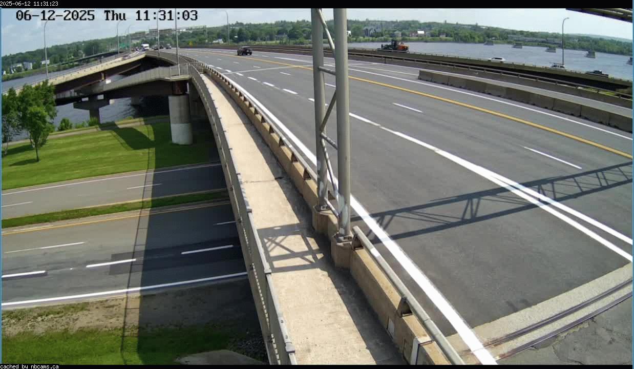 Web Cam image of Fredericton (Westmorland Street - South Side)