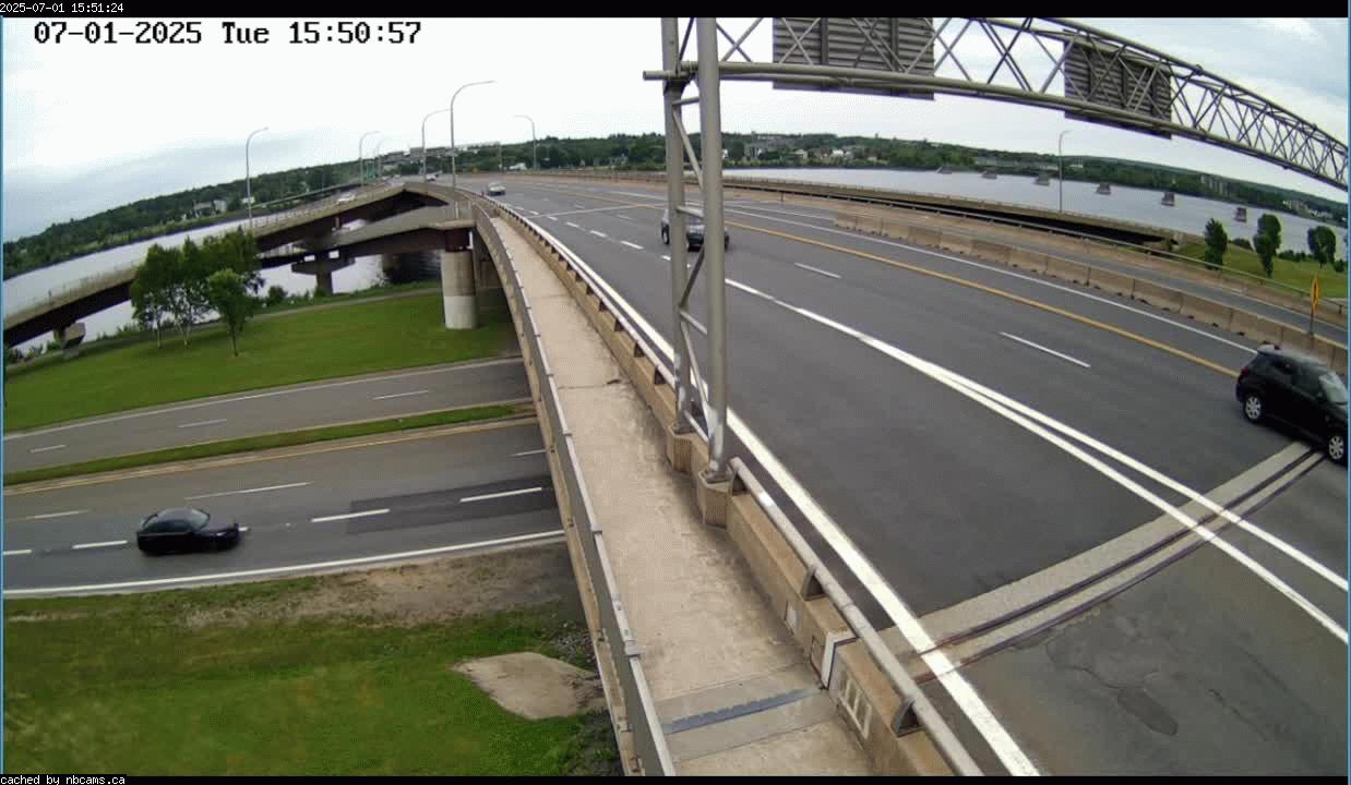 Web Cam image of Fredericton (Westmorland Street - South Side)