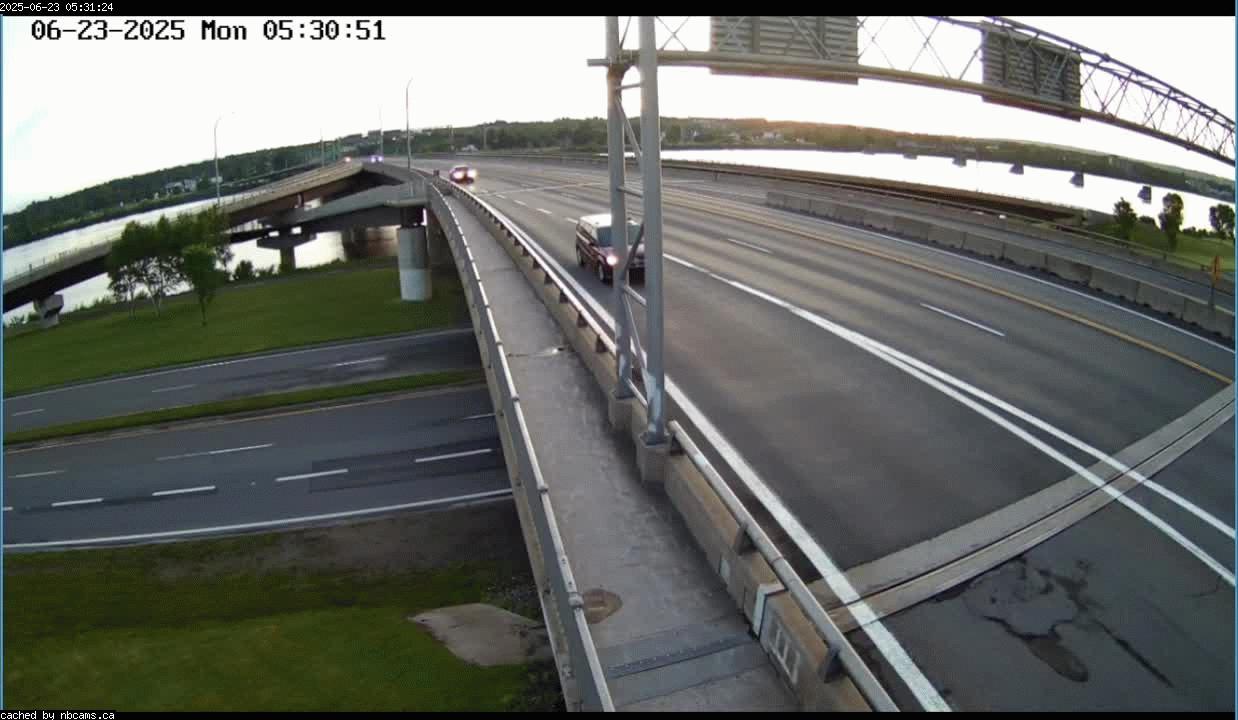 Web Cam image of Fredericton (Westmorland Street - South Side)