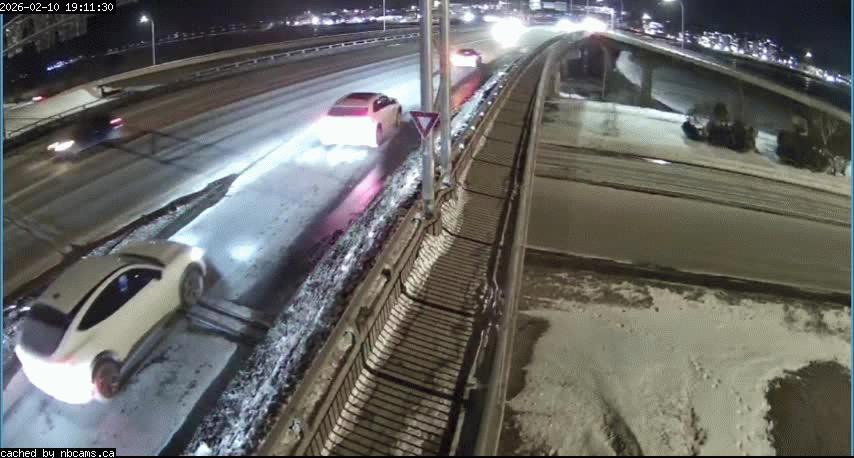 Web Cam image of Fredericton (Westmorland Street - South Side)