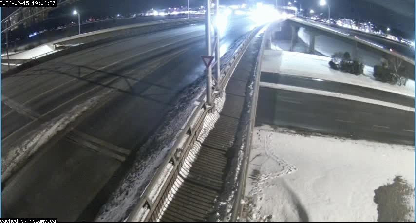 Web Cam image of Fredericton (Westmorland Street - South Side)