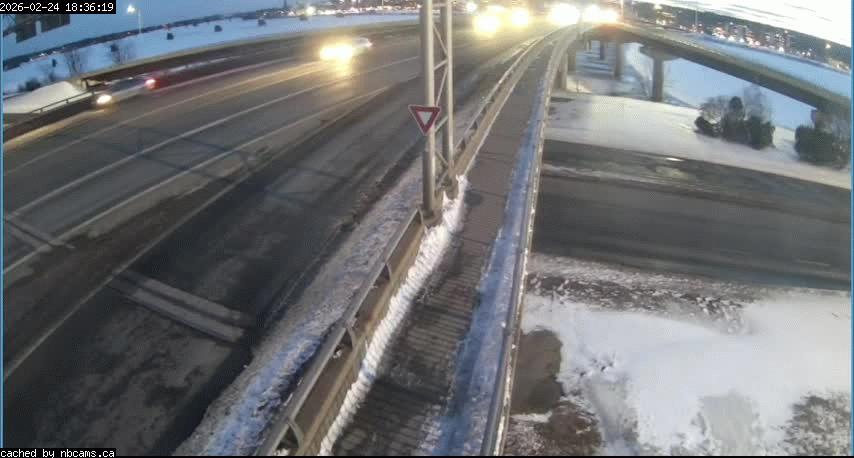 Web Cam image of Fredericton (Westmorland Street - South Side)