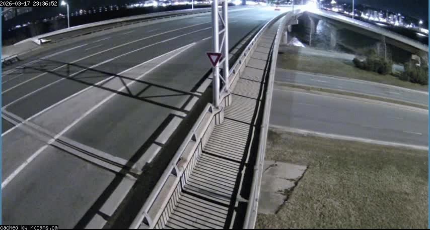 Web Cam image of Fredericton (Westmorland Street - South Side)