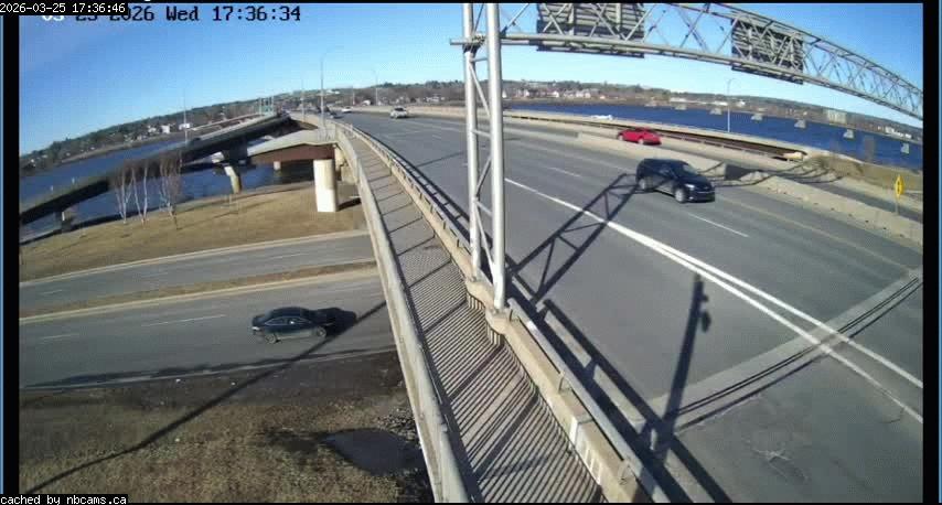 Web Cam image of Fredericton (Westmorland Street - South Side)