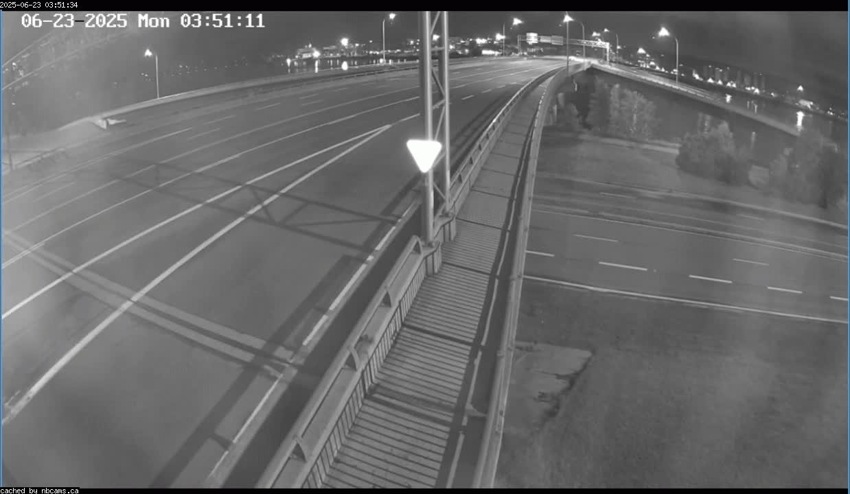 Web Cam image of Fredericton (Westmorland Street - North Side)