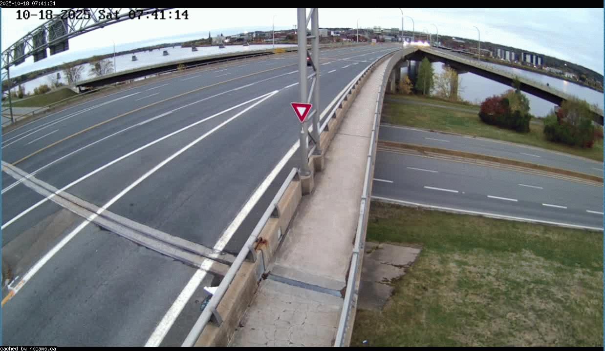 Web Cam image of Fredericton (Westmorland Street - North Side)