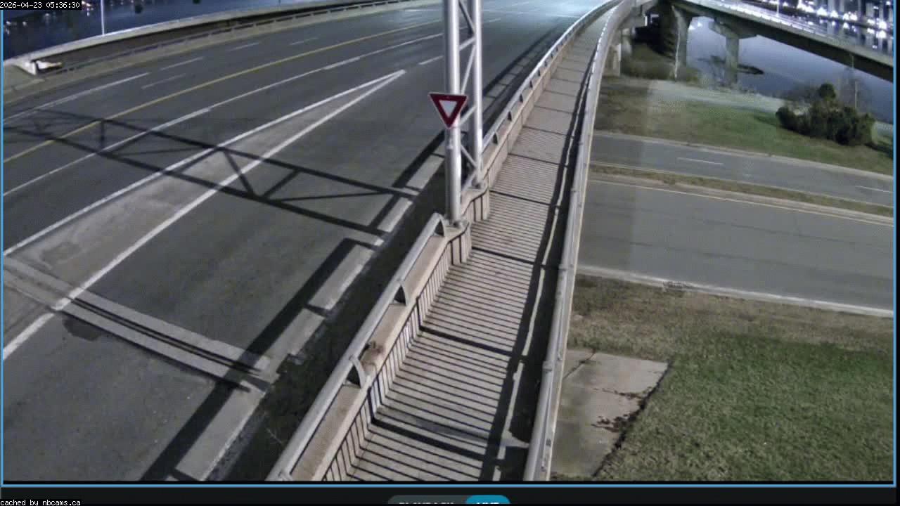 Web Cam image of Fredericton (Westmorland Street - North Side)