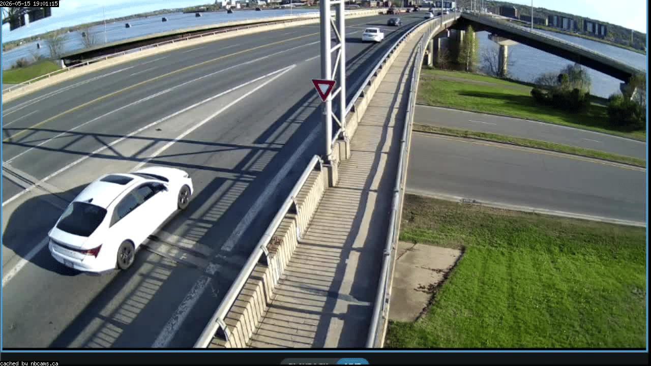 Web Cam image of Fredericton (Westmorland Street - North Side)