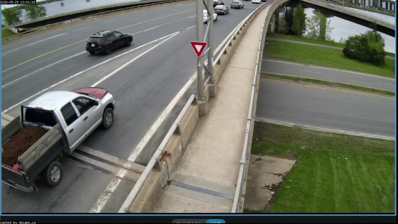 Web Cam image of Fredericton (Westmorland Street - North Side)