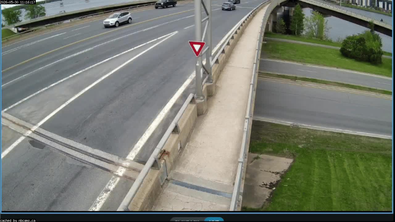 Web Cam image of Fredericton (Westmorland Street - North Side)