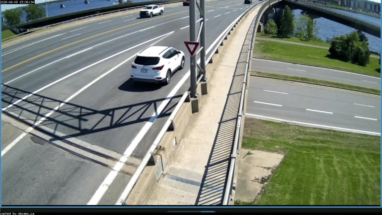 Web Cam image of Fredericton (Westmorland Street - North Side)
