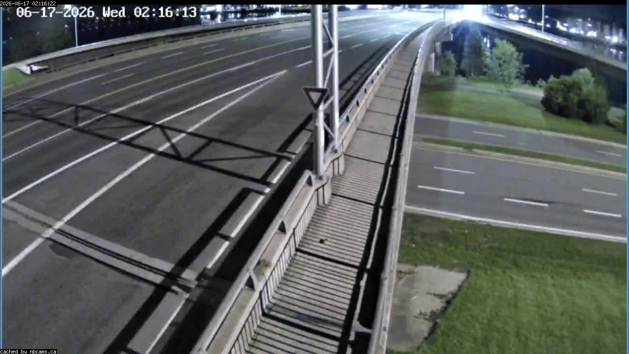 Web Cam image of Fredericton (Westmorland Street - North Side)