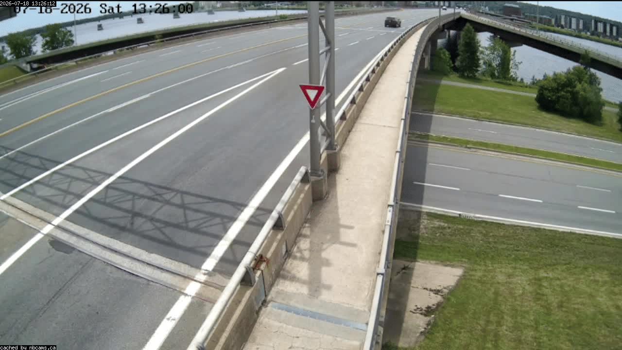 Web Cam image of Fredericton (Westmorland Street - North Side)