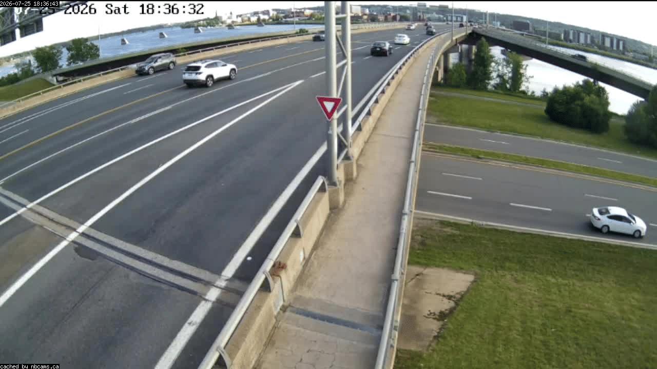 Web Cam image of Fredericton (Westmorland Street - North Side)
