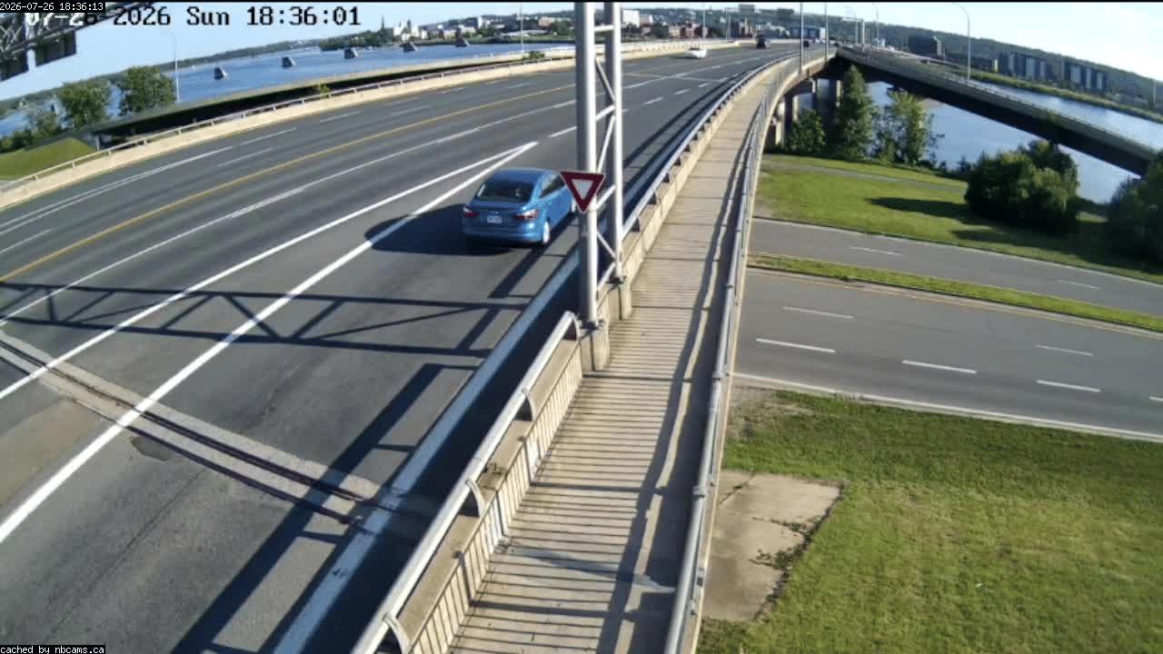 Web Cam image of Fredericton (Westmorland Street - North Side)