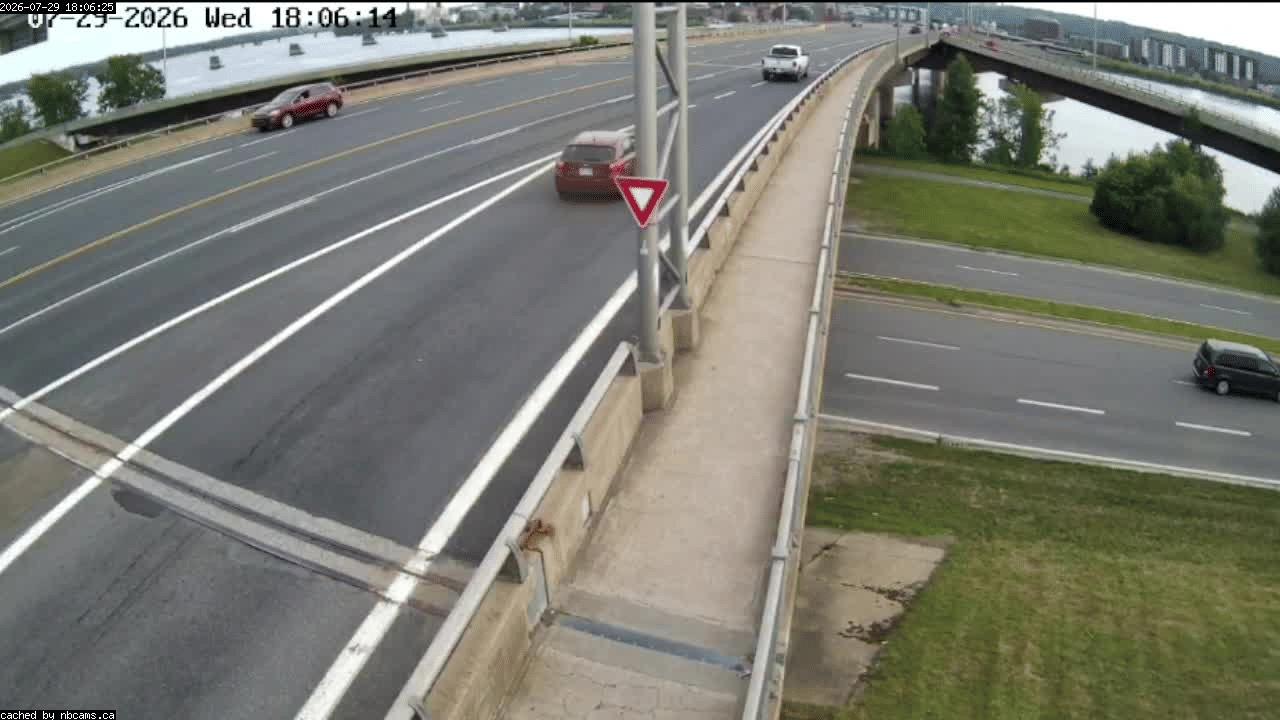 Web Cam image of Fredericton (Westmorland Street - North Side)
