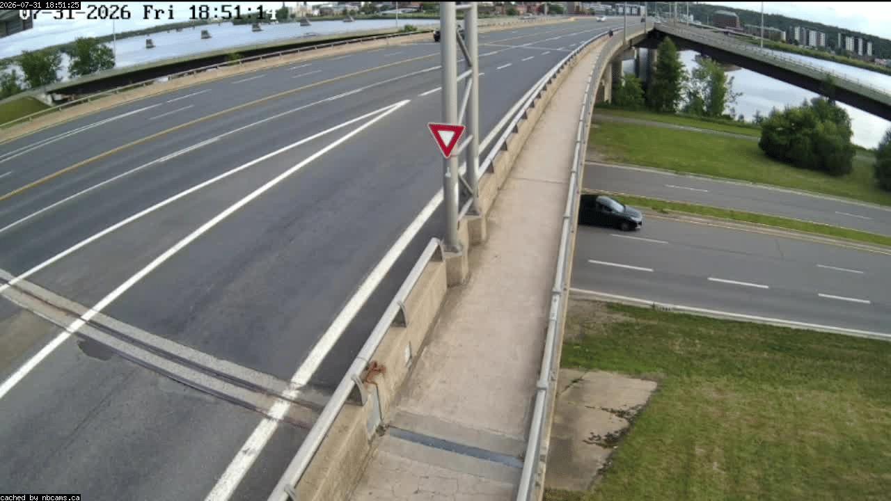 Web Cam image of Fredericton (Westmorland Street - North Side)
