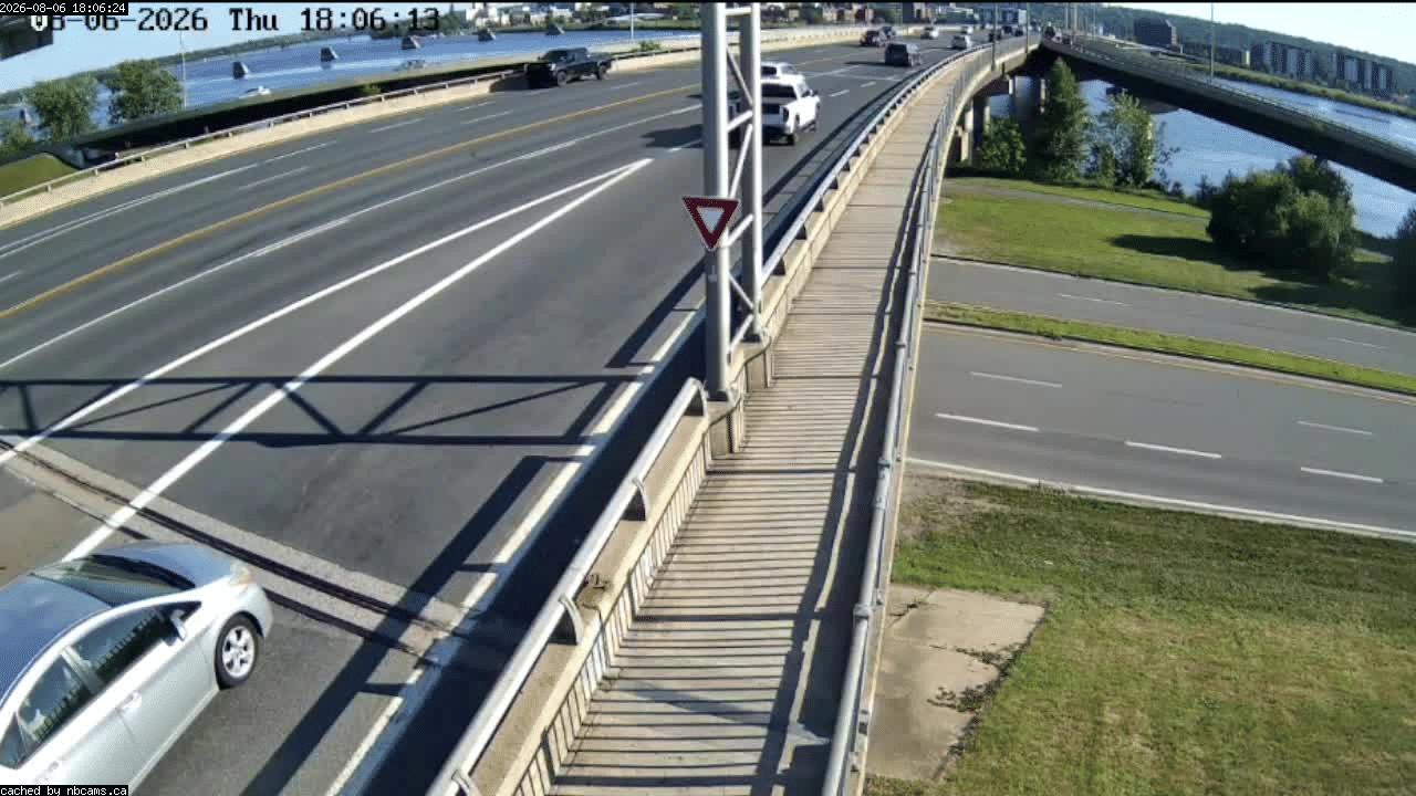 Web Cam image of Fredericton (Westmorland Street - North Side)