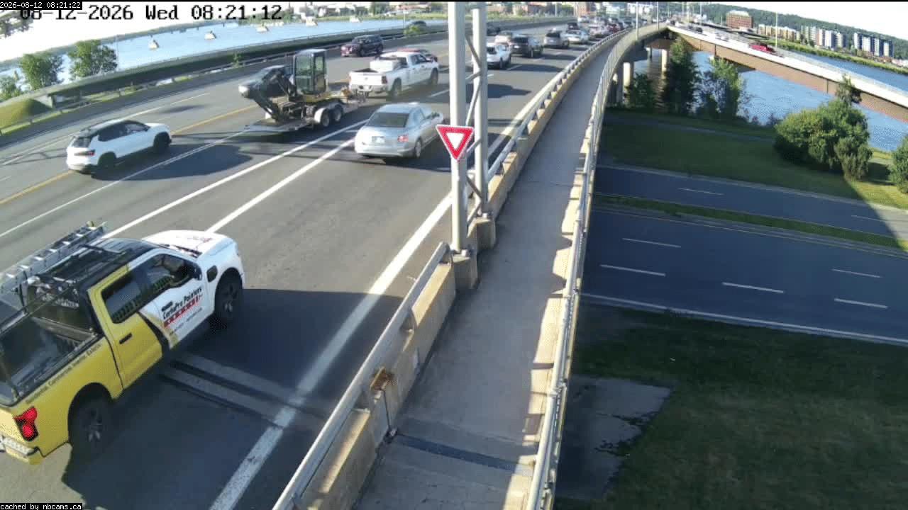 Web Cam image of Fredericton (Westmorland Street - North Side)