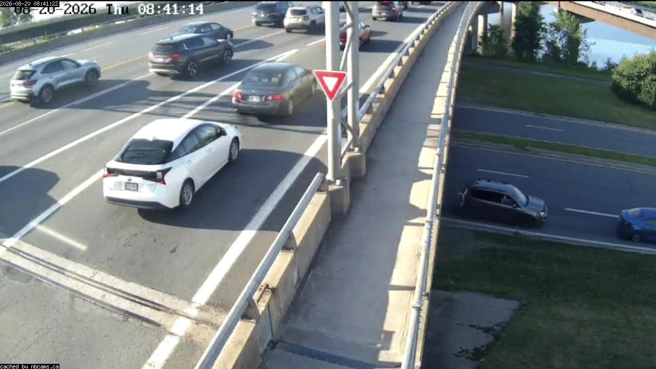 Web Cam image of Fredericton (Westmorland Street - North Side)