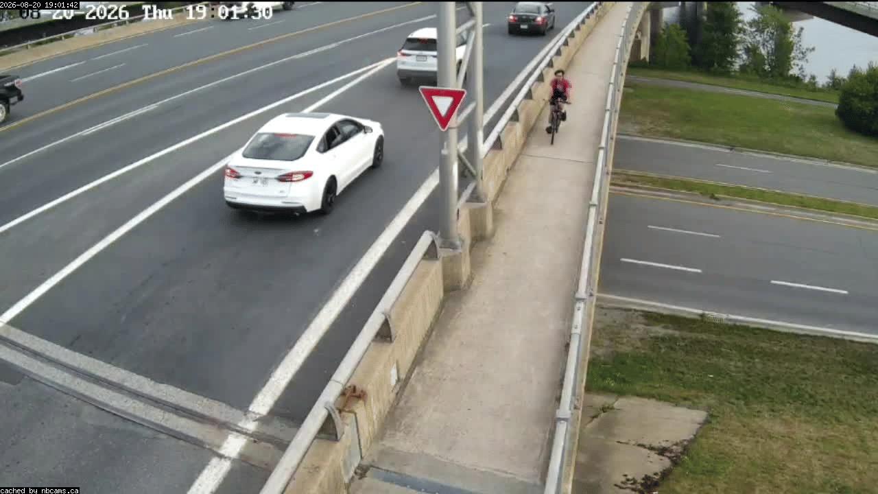 Web Cam image of Fredericton (Westmorland Street - North Side)
