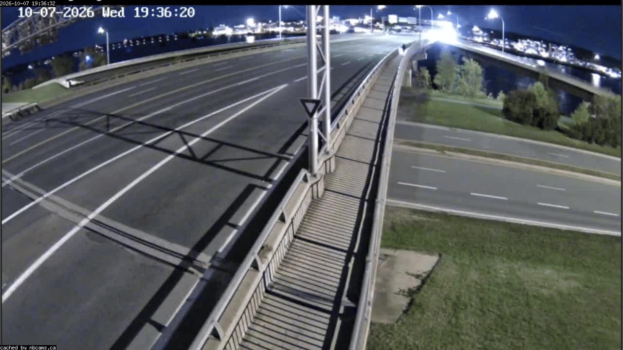Web Cam image of Fredericton (Westmorland Street - North Side)