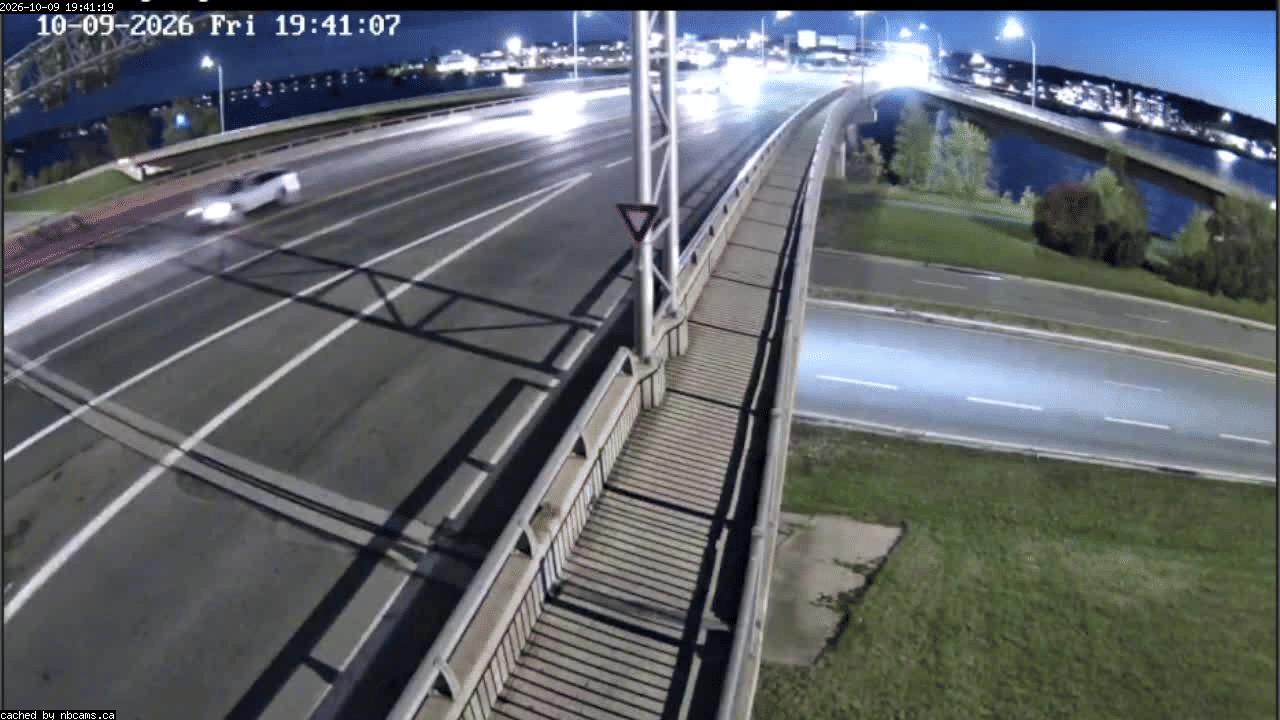 Web Cam image of Fredericton (Westmorland Street - North Side)