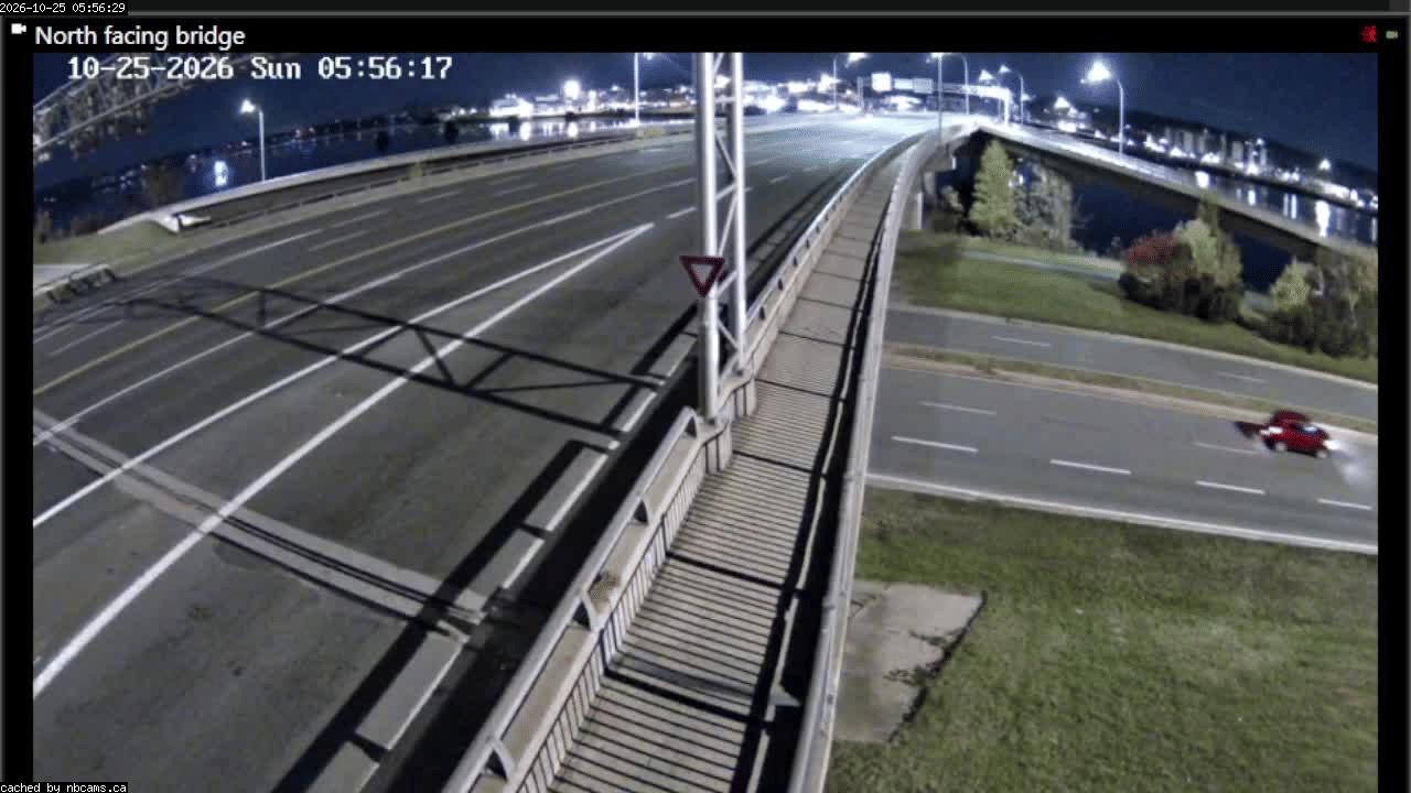 Web Cam image of Fredericton (Westmorland Street - North Side)