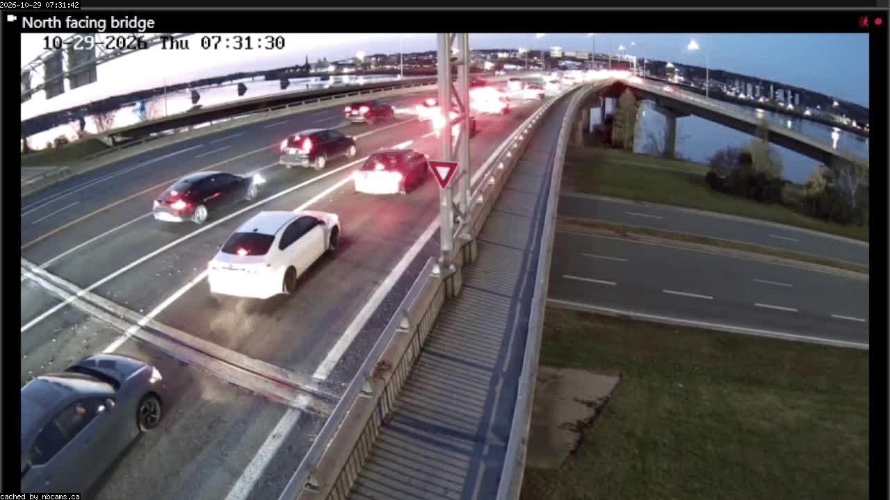 Web Cam image of Fredericton (Westmorland Street - North Side)