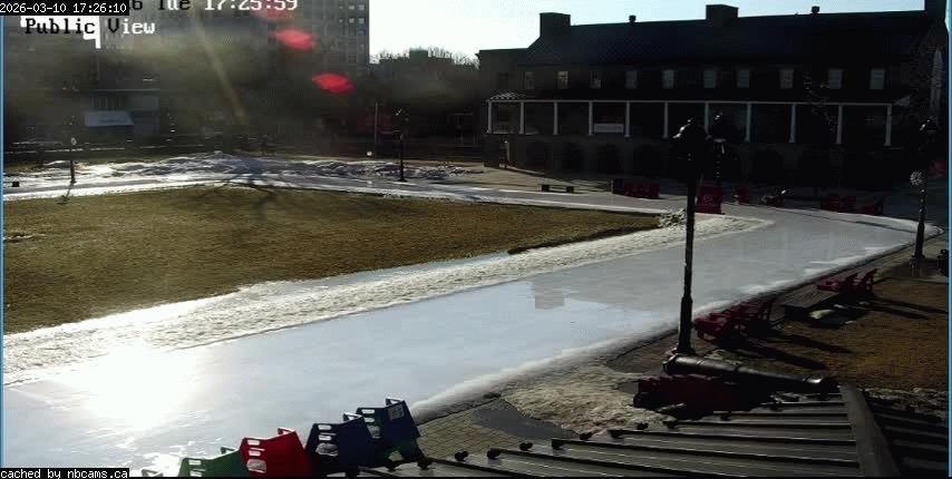 Web Cam image of Fredericton (Officers' Square)