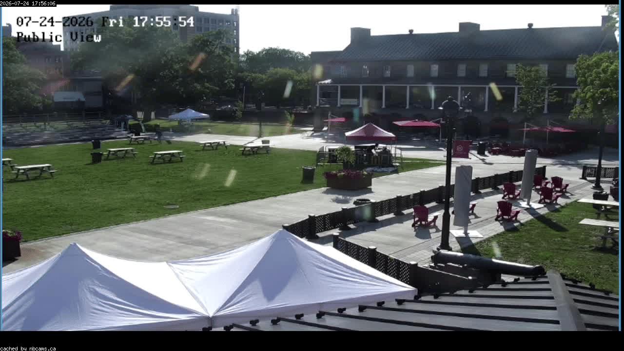 Web Cam image of Fredericton (Officers' Square)