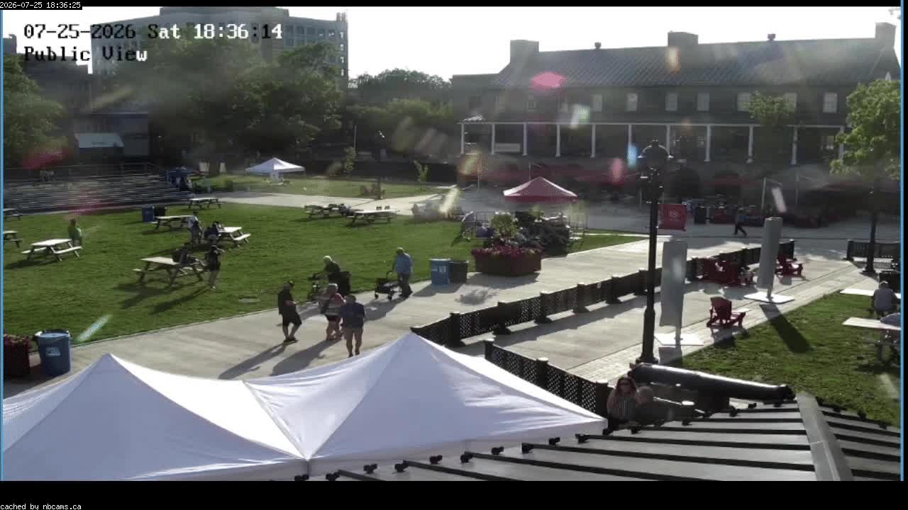 Web Cam image of Fredericton (Officers' Square)