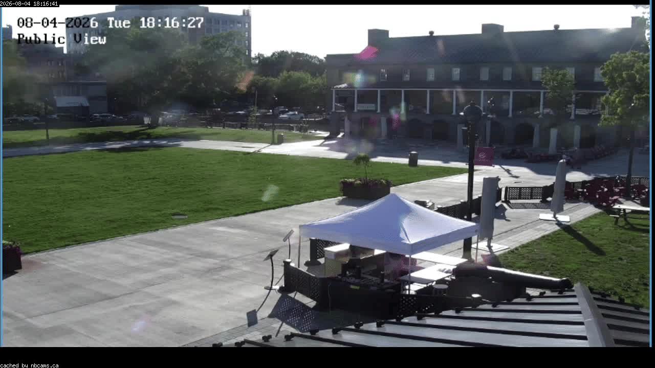 Web Cam image of Fredericton (Officers' Square)