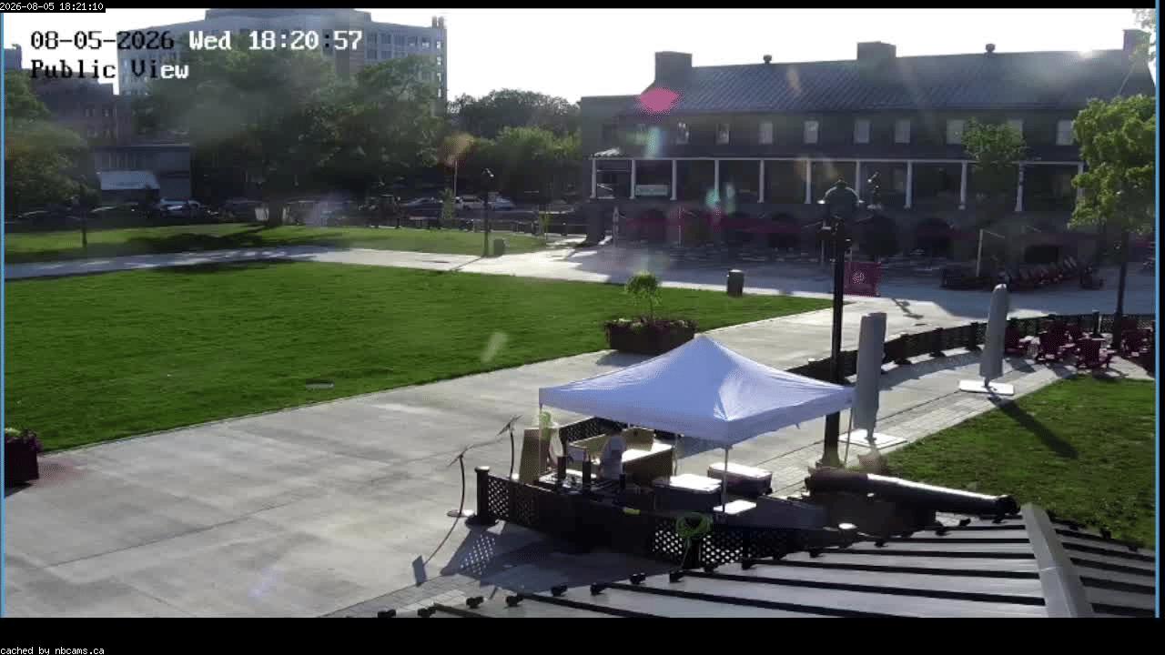 Web Cam image of Fredericton (Officers' Square)