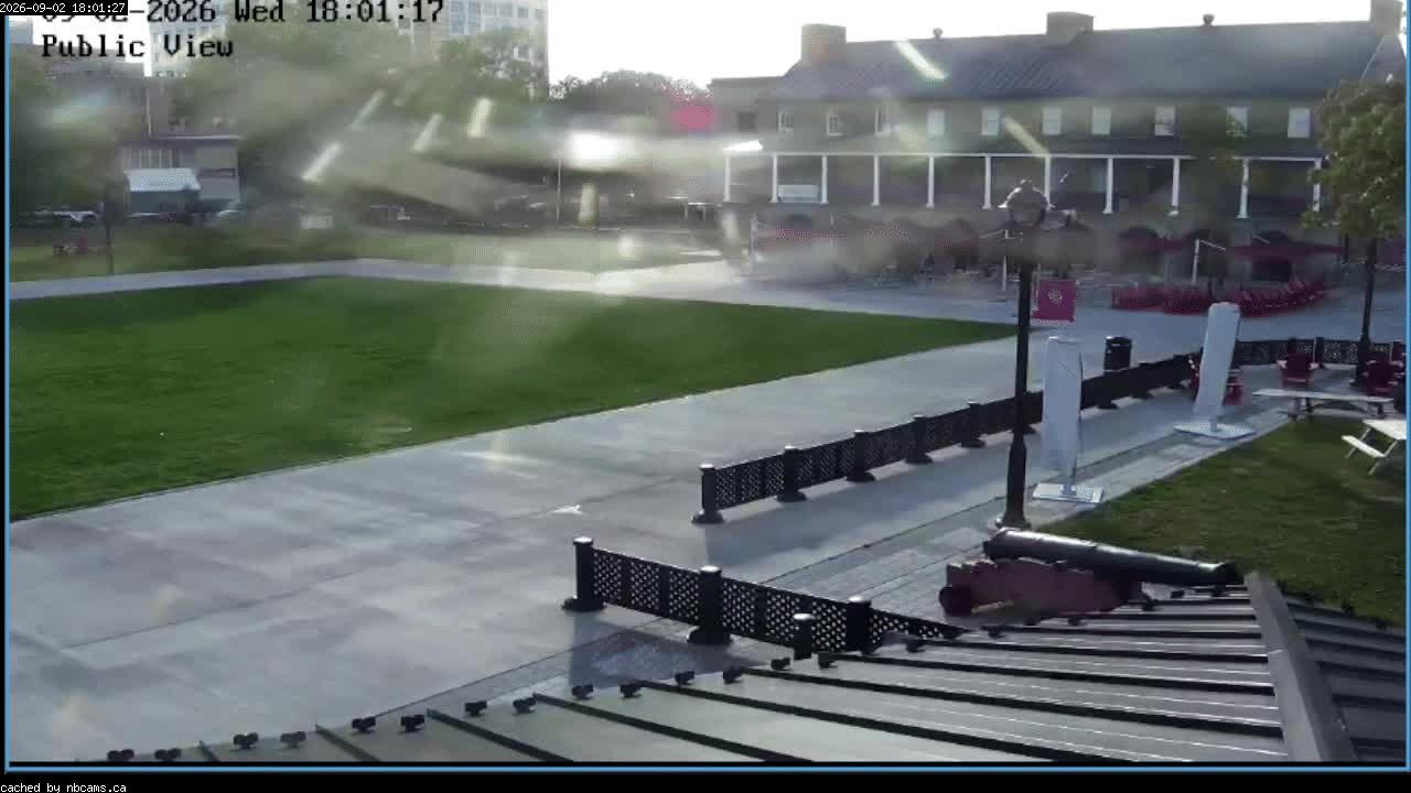 Web Cam image of Fredericton (Officers' Square)