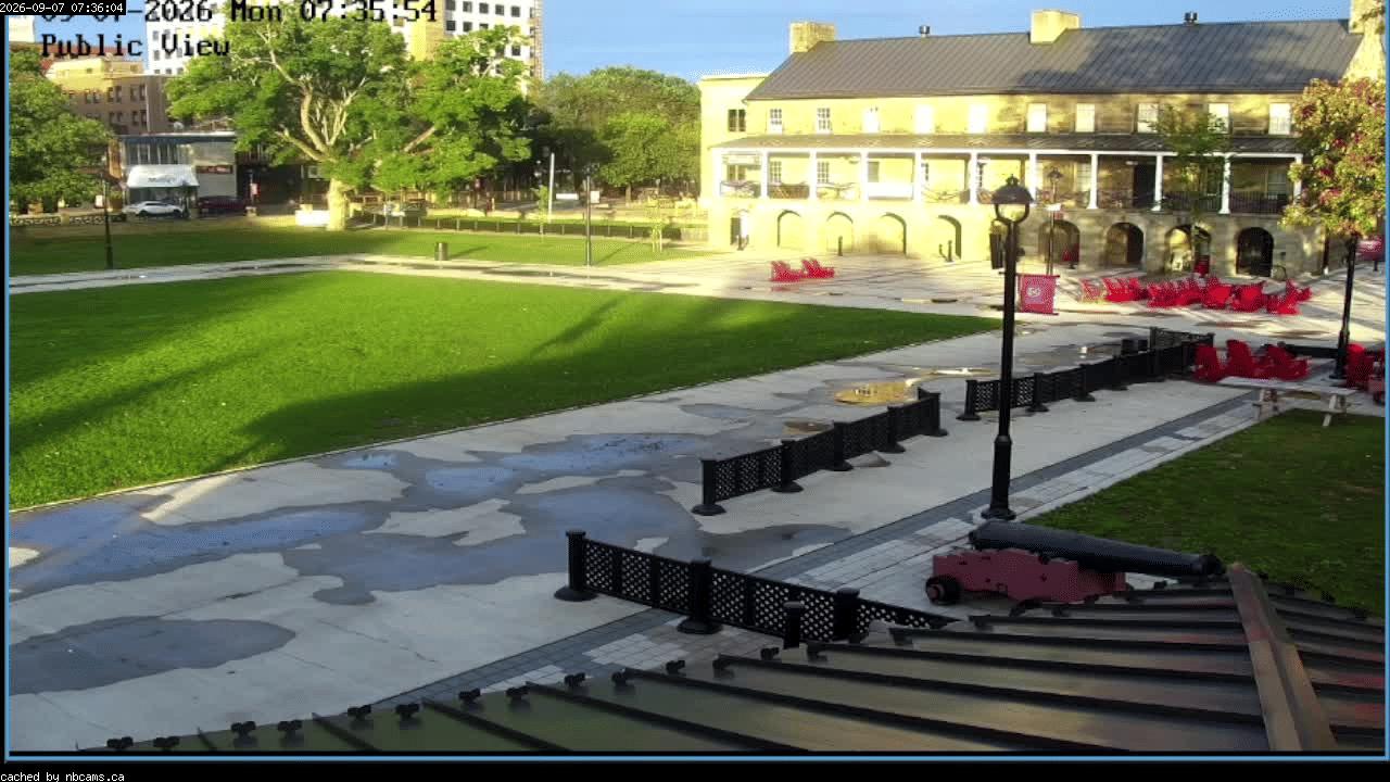 Web Cam image of Fredericton (Officers' Square)