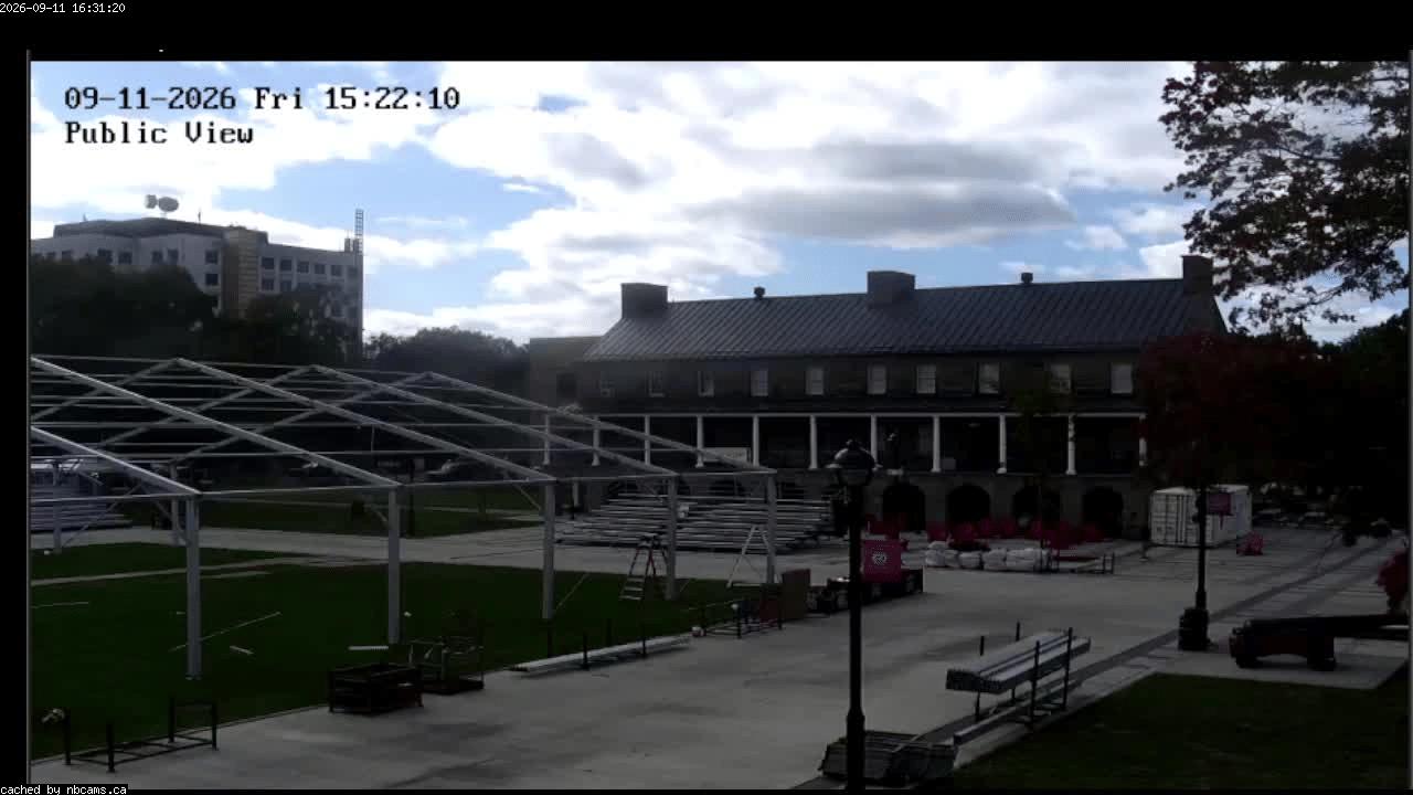 Web Cam image of Fredericton (Officers' Square)