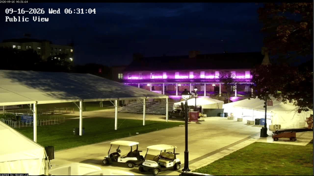 Web Cam image of Fredericton (Officers' Square)