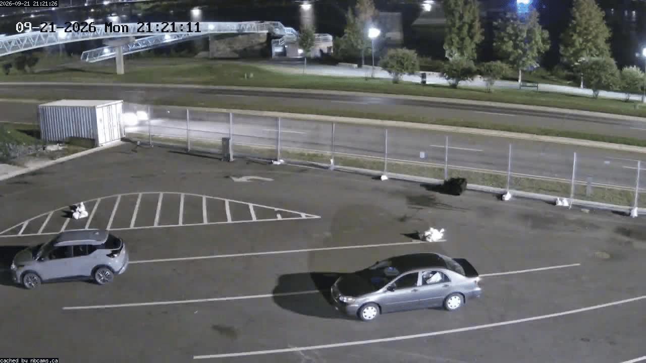 Web Cam image of Fredericton (Officers' Square)