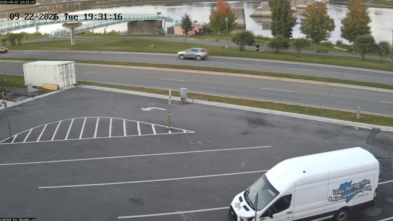 Web Cam image of Fredericton (Officers' Square)