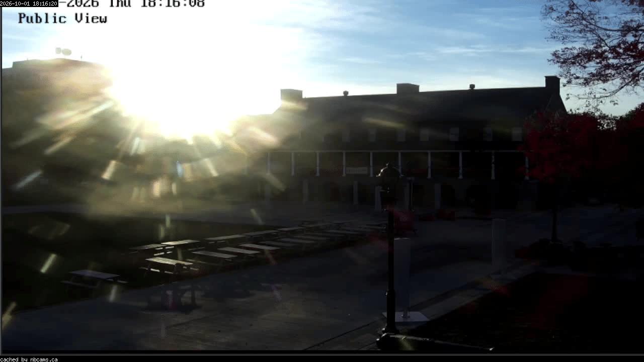 Web Cam image of Fredericton (Officers' Square)