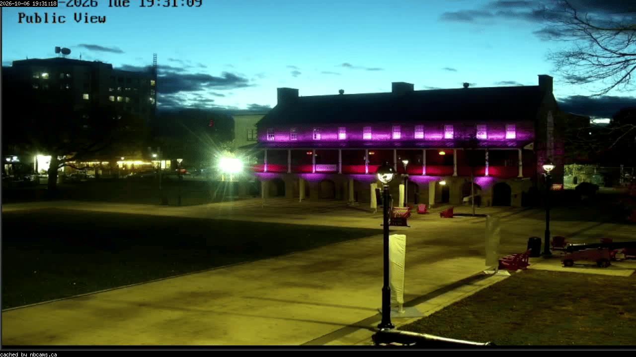 Web Cam image of Fredericton (Officers' Square)